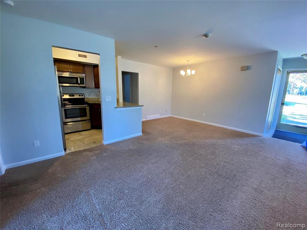 42521 Lilley Point Canton, MI 48187 - Photo 9 of 18