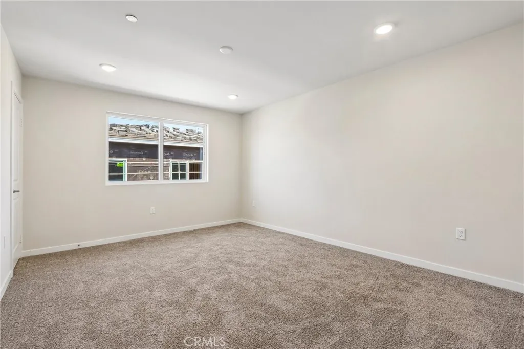 9536 Hannah Way Riverside, CA 92504 - Photo 12 of 32