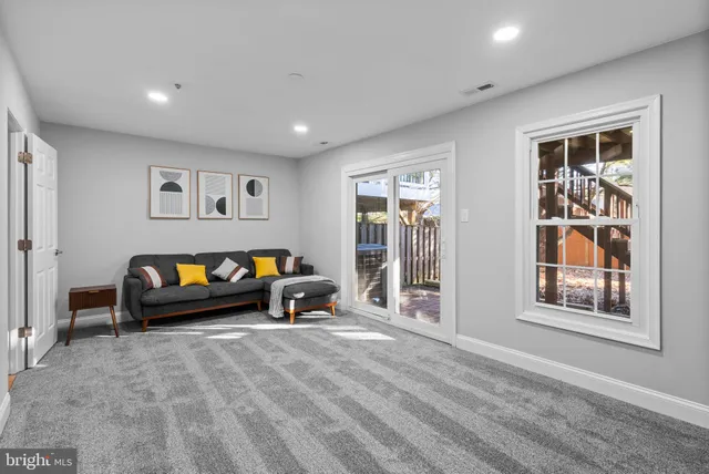 $459,500 | 17903 Cottonwood Terrace, Gaithersburg, MD 20877