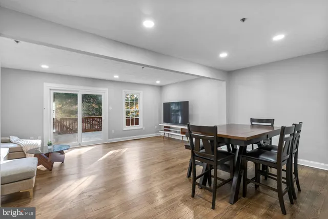 $459,500 | 17903 Cottonwood Terrace, Gaithersburg, MD 20877