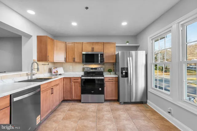 $459,500 | 17903 Cottonwood Terrace, Gaithersburg, MD 20877