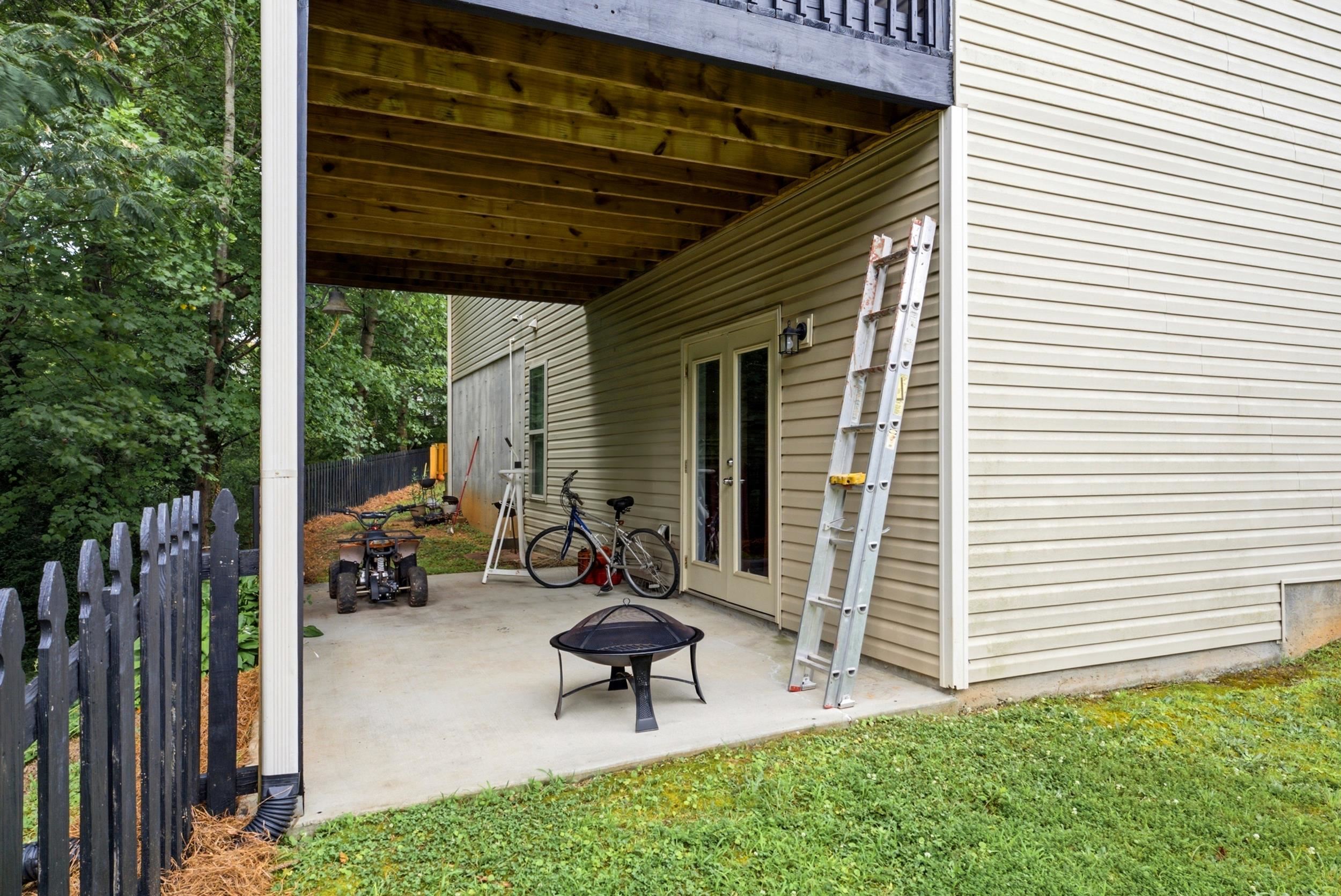 212 Dayside Court Greer, SC 29651 - Photo 40 of 46