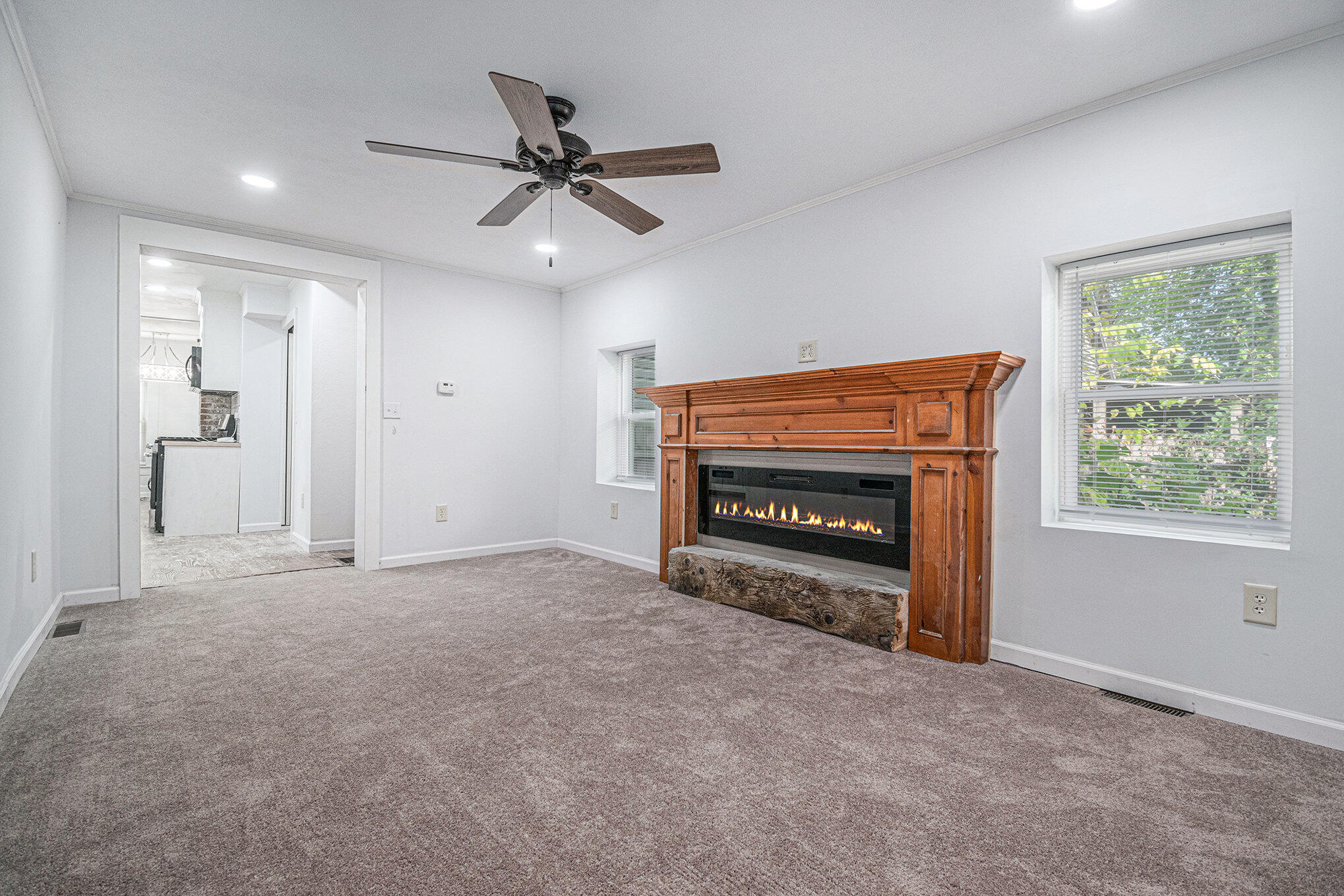 1016 4th Street Three Rivers, MI 49093 - Photo 8 of 31 006_photo_oct_10_2025_12_32_19_pm_742