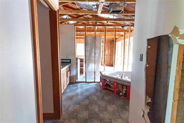 $192,900 | 3616 Frank Parker Road, Sulphur, LA 70663