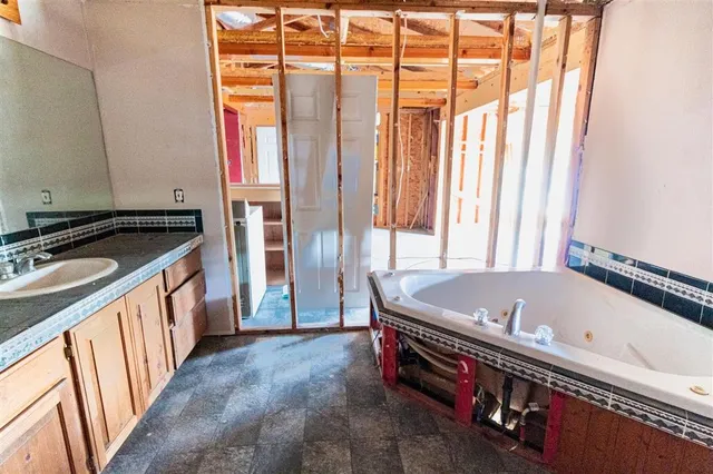 $192,900 | 3616 Frank Parker Road, Sulphur, LA 70663