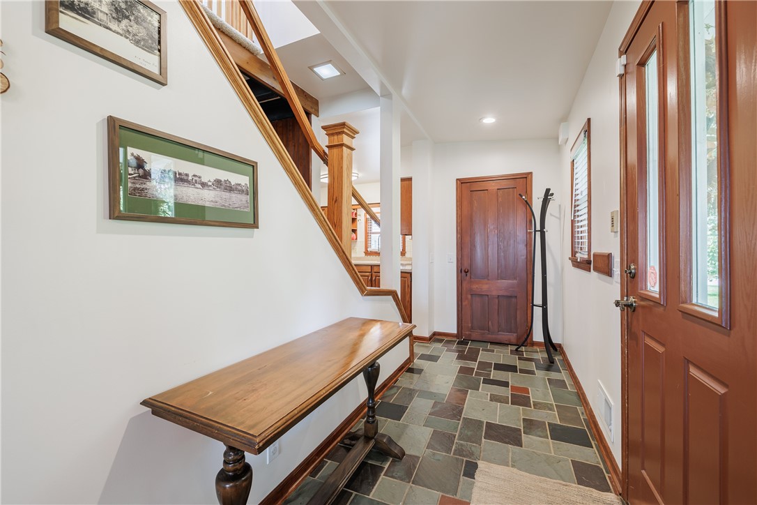 514 Beach Avenue Rochester, NY 14612 - Photo 5 of 22