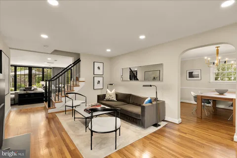 $1,695,000 | 517 Janneys Lane, Alexandria, VA 22302