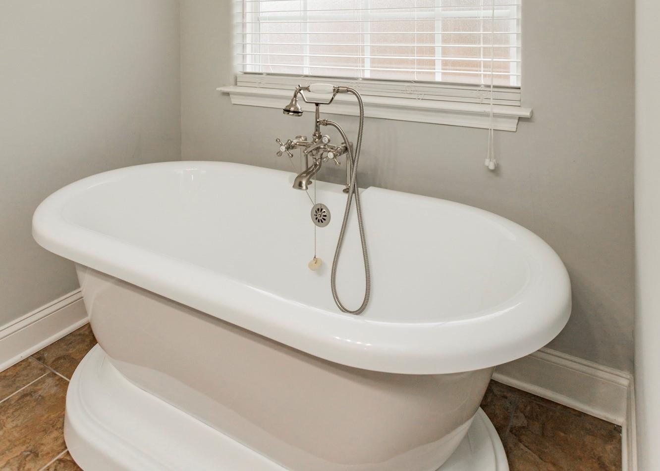 484 Fowler Ford Road Portland, TN 37148 - Photo 18 of 29 a bathroom with a sink and a window