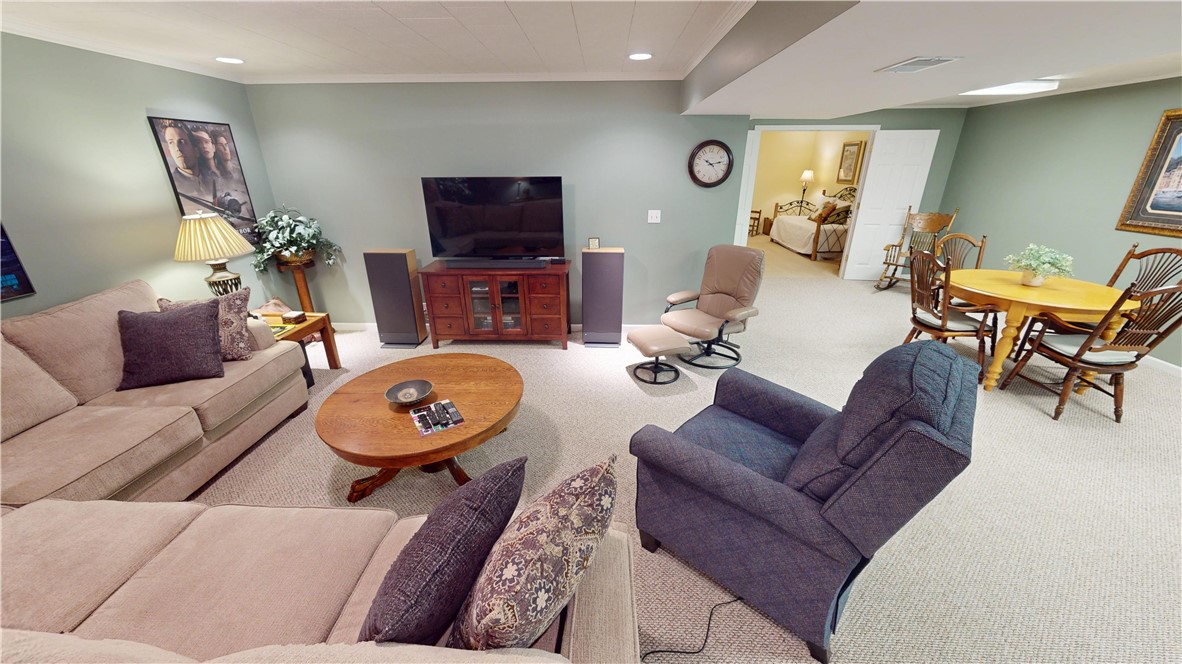 821 South Cedar Hill Drive Decatur, IL 62521 - Photo 21 of 33