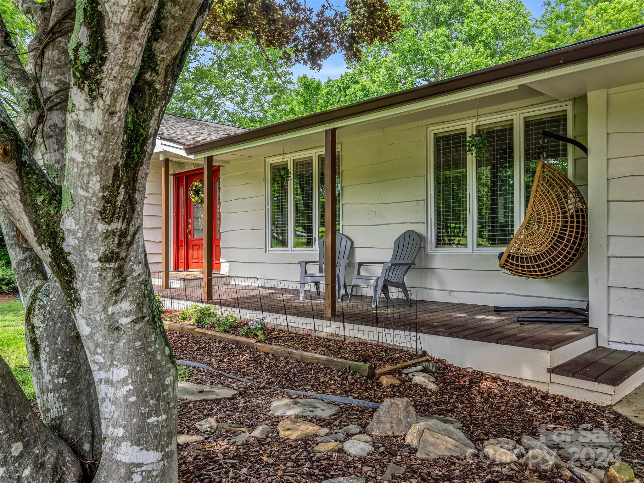 3125 Hunting Country Road Tryon, NC 28782 - Photo 3 of 44 Gallery Image 3