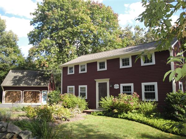 524 Concord Road Sudbury, MA 01776 - Photo 1 of 20 front view of house with a yard