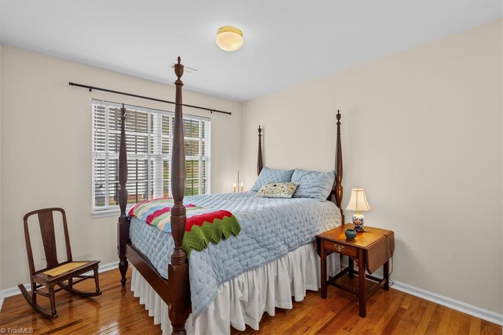 3303 Bardwell Road Greensboro, NC 27410 - Photo 36 of 50 Third bedroom