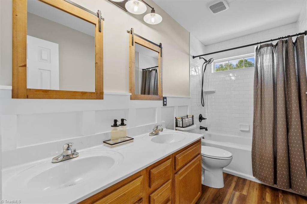 3303 Bardwell Road Greensboro, NC 27410 - Photo 40 of 50 2nd full bathroom