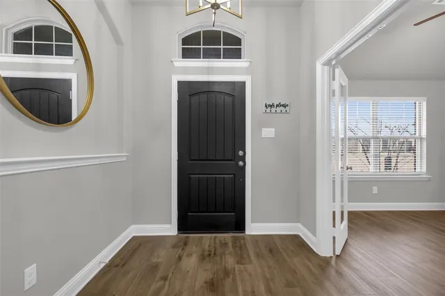 $2,600 | 347 Saltmeadow Lane, Red Oak, TX 75154