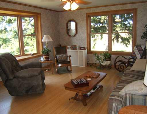 9165 Neal Road Manchester, MI 48158 - Photo 3 of 13 Photo 3