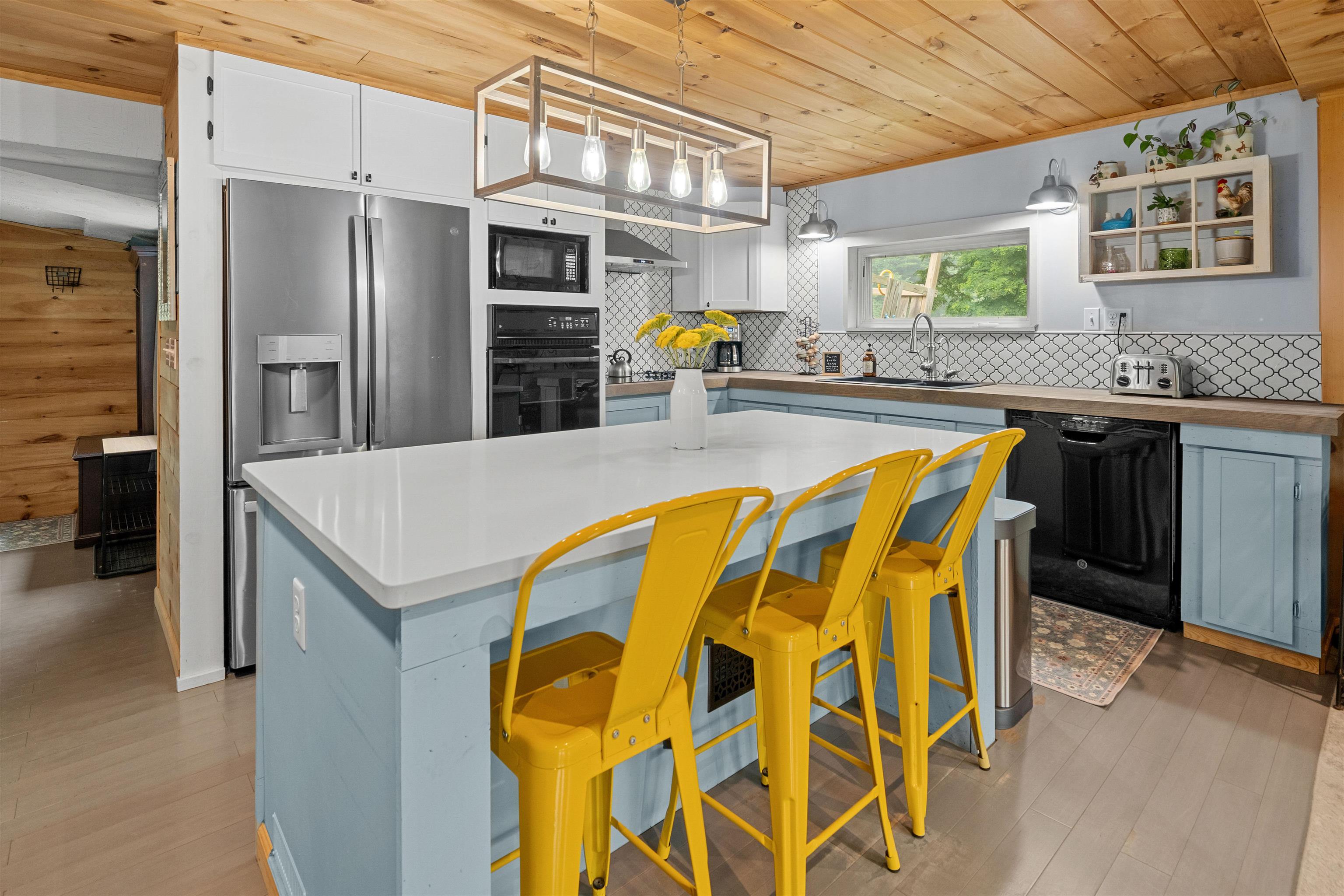 5021 Marsh Road Kingsley, MI 49649 - Photo 7 of 30 1948327-768ad66c-4830-406e-9988-4580cea8fec4.JPG