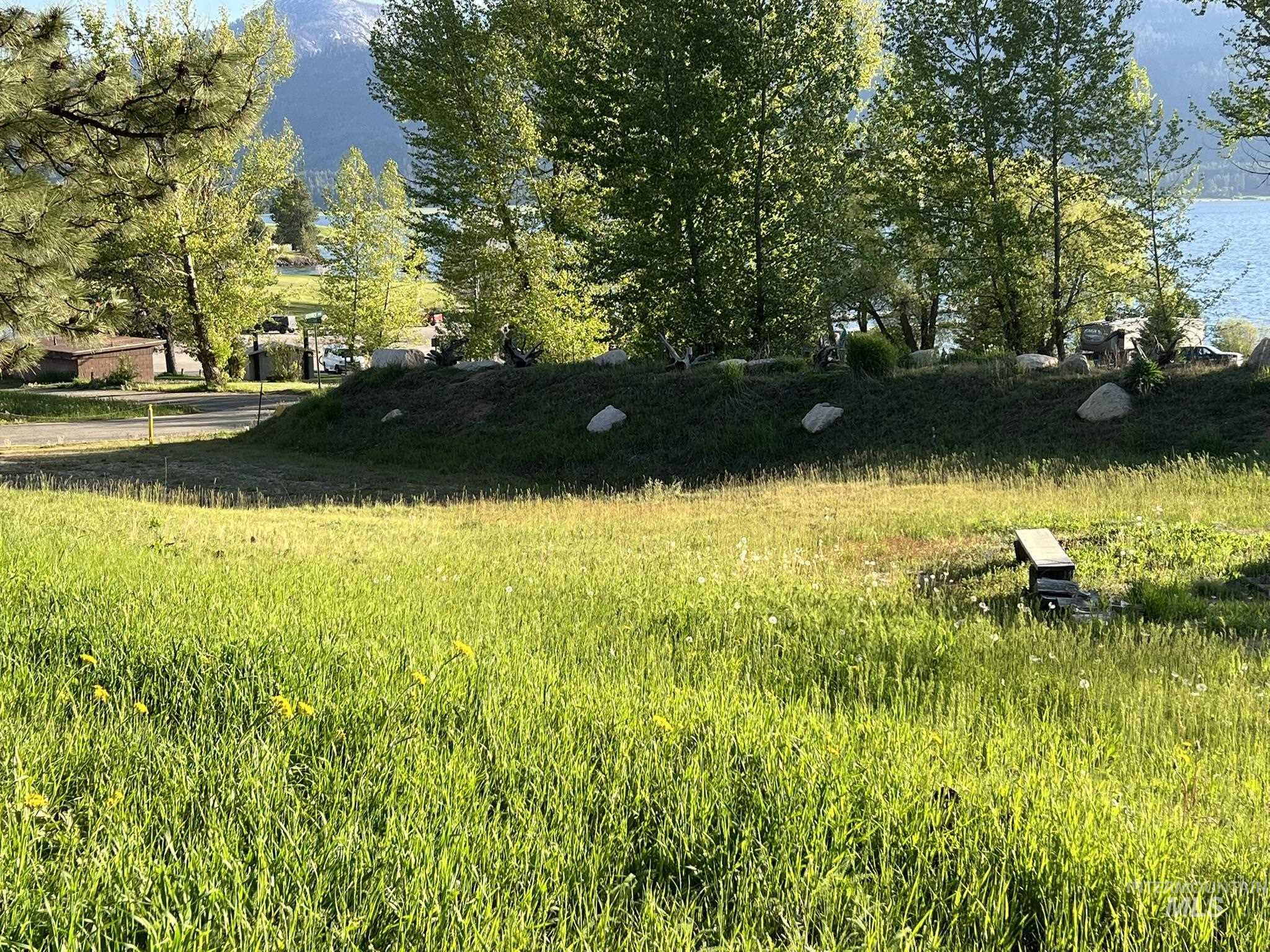 515 Lakeview Avenue Cascade, ID 83611 - Photo 11 of 50