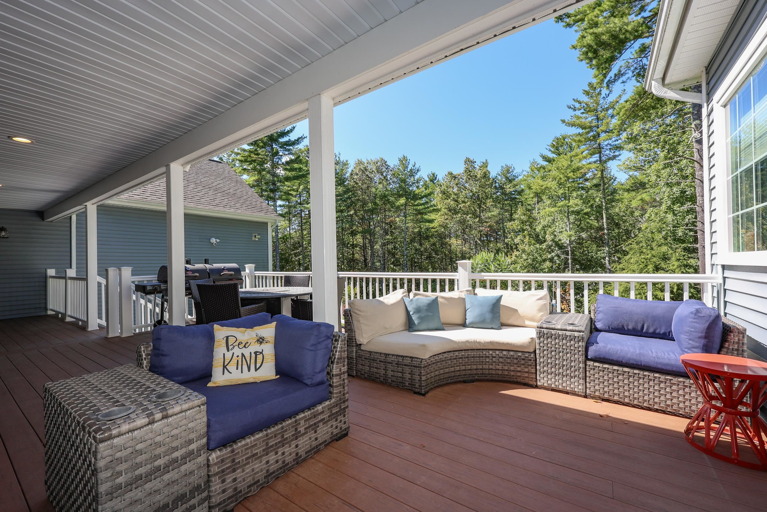 18 Highclere Road Windham, NH 03087 - Photo 11 of 59 Gallery Image 11
