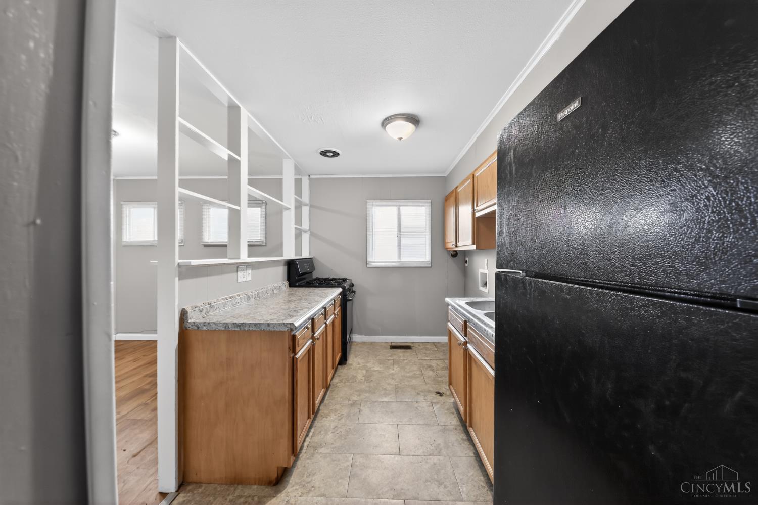 9570 Pippin Road Cincinnati, OH 45231 - Photo 24 of 30
