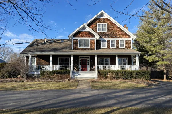 $1,525,000 | 1190 Old Mill Road, Lake Forest, IL 60045
