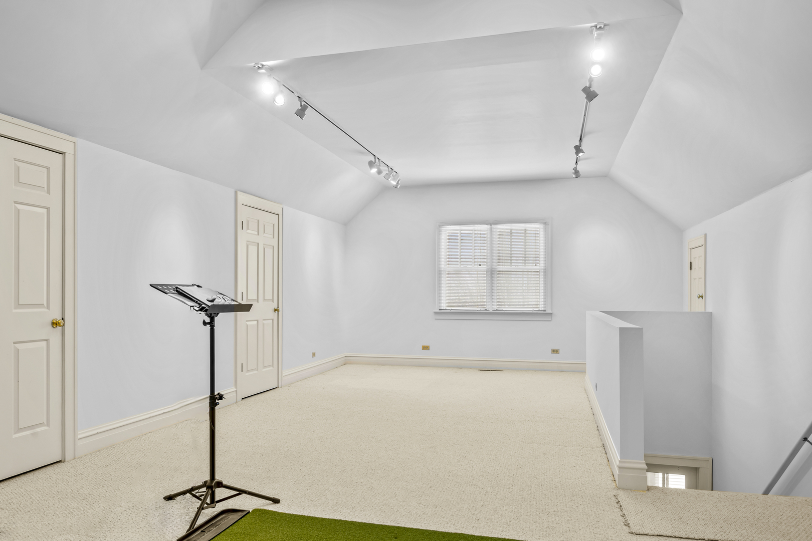 1190 Old Mill Road Lake Forest, IL 60045 - Photo 29 of 38