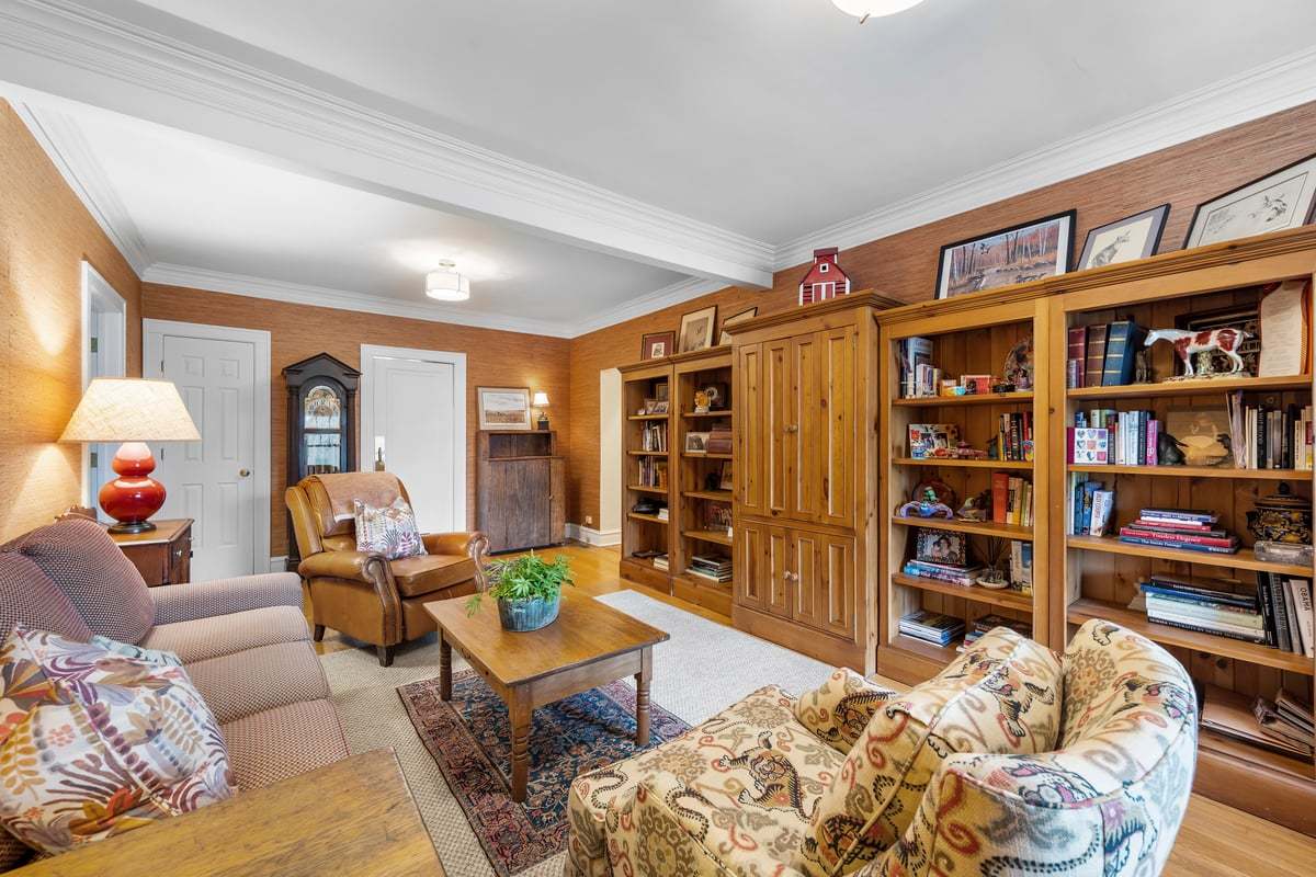 1190 Old Mill Road Lake Forest, IL 60045 - Photo 5 of 29