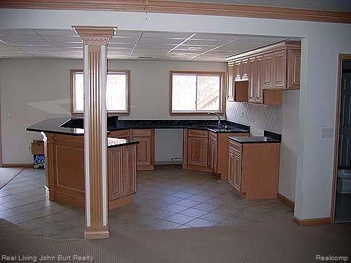 3885 Ludwig Road Oxford, MI 48371 - Photo 18 of 20 Basement Kitchen