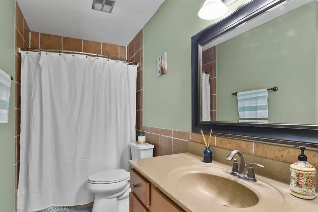 $269,900 | 218 Grand Canyon Drive, Madison, WI 53705