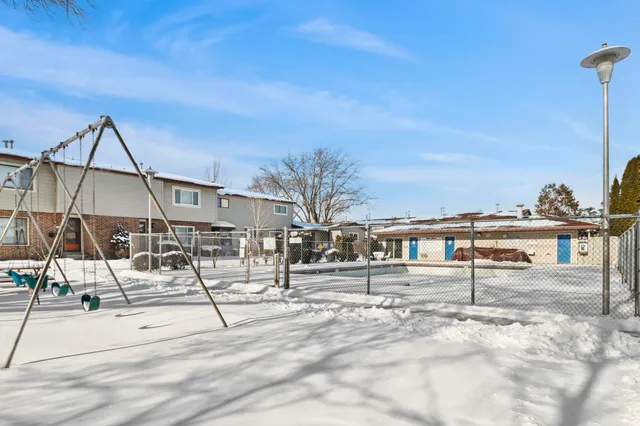 $269,900 | 218 Grand Canyon Drive, Madison, WI 53705