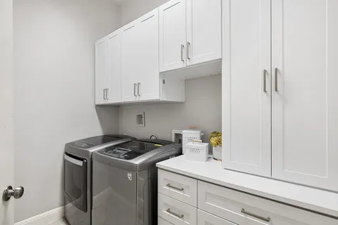 $924,000 | 17612 Wildrye Drive, Austin, TX 78738