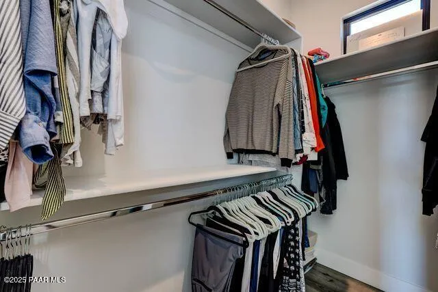a view of walk in closet