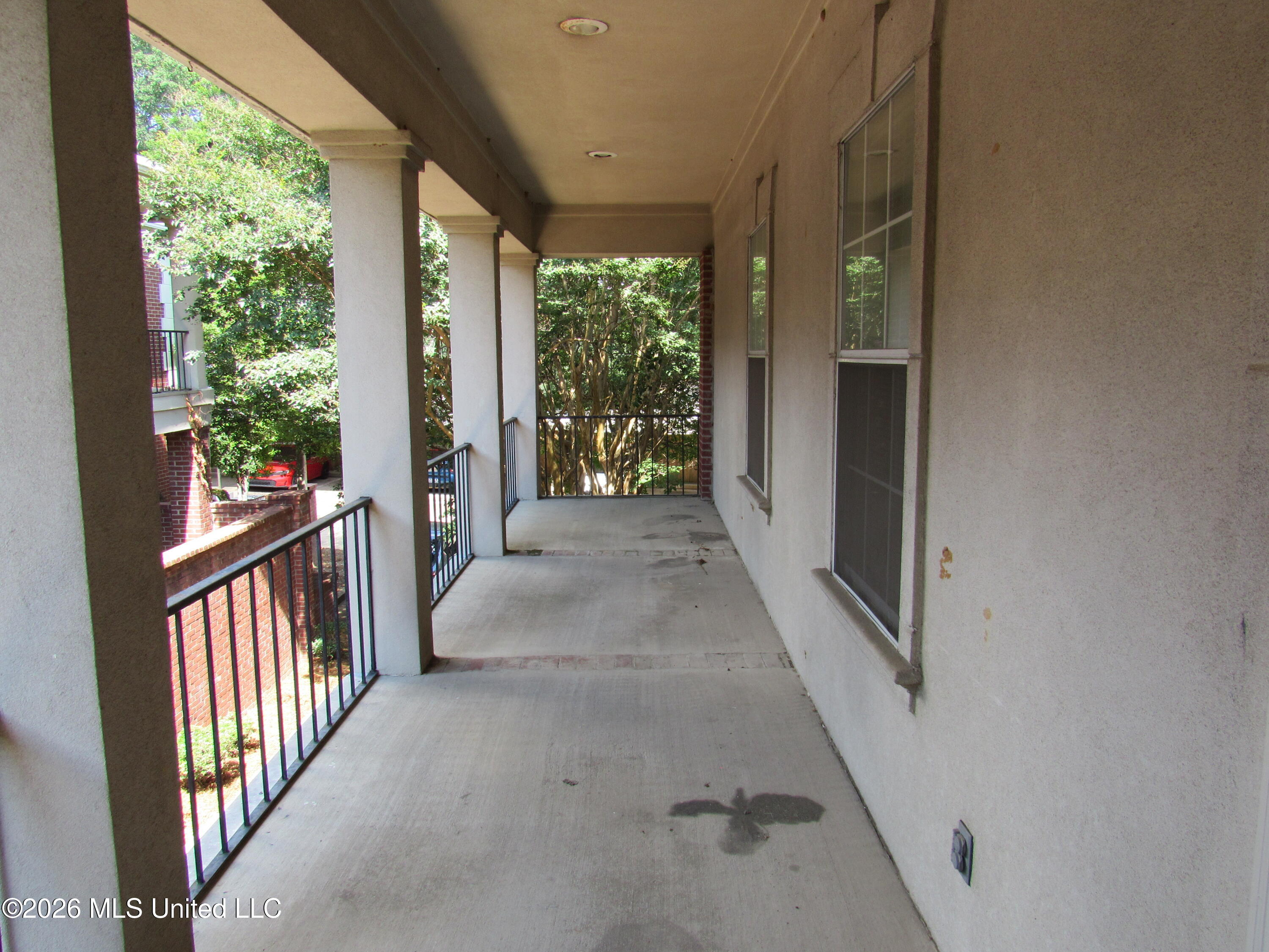 907 Morningside Street, Unit B5 Jackson, MS 39202 - Photo 4 of 15 6646D74A-BCB9-4017-BF45-EF02D9FFFC7A