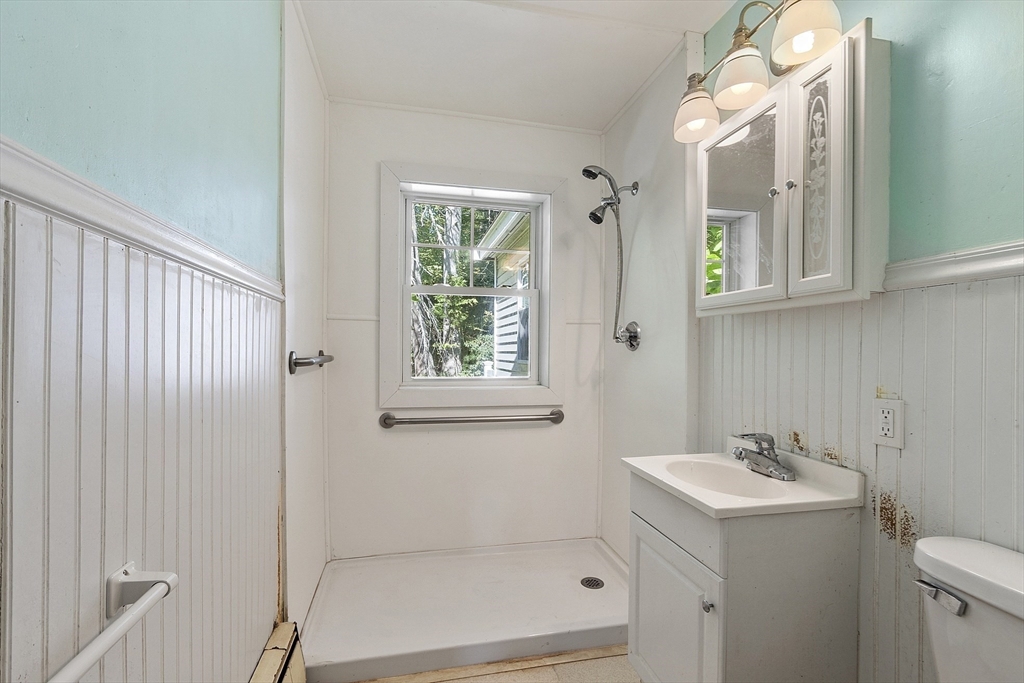 12 Clement Road Townsend, MA 01474 - Photo 13 of 29