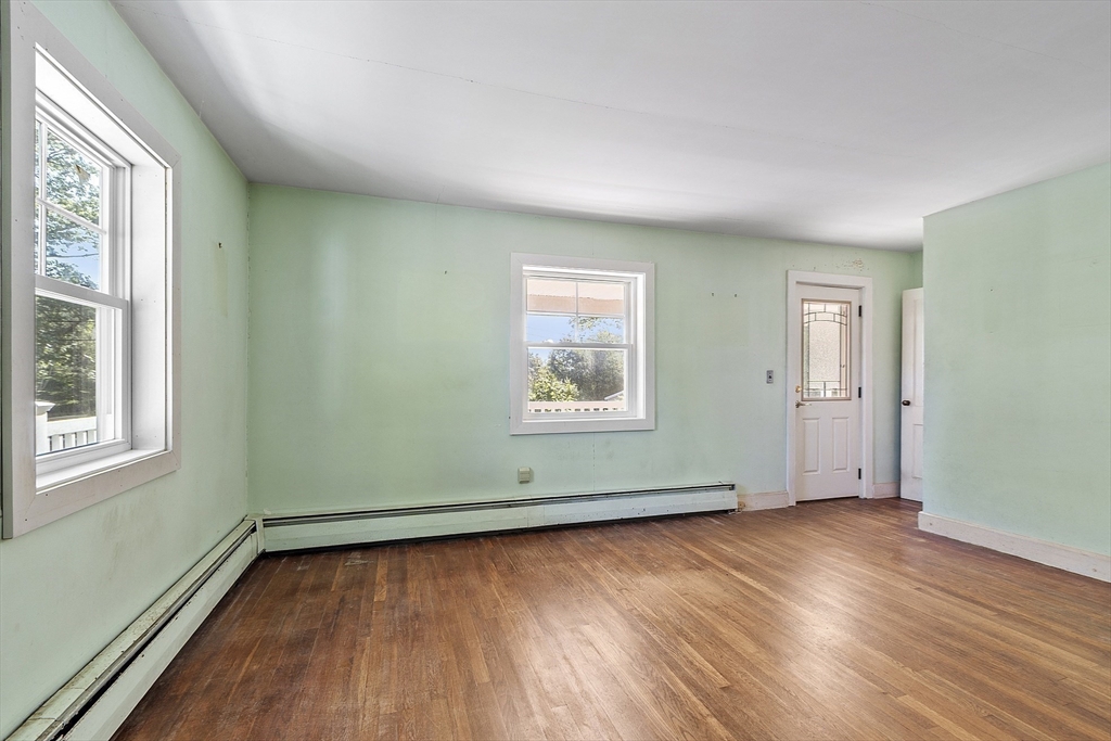 12 Clement Road Townsend, MA 01474 - Photo 16 of 29