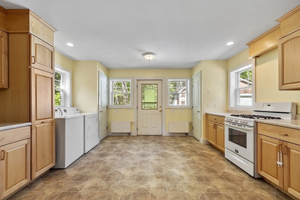12 Clement Road Townsend, MA 01474 - Photo 7 of 29