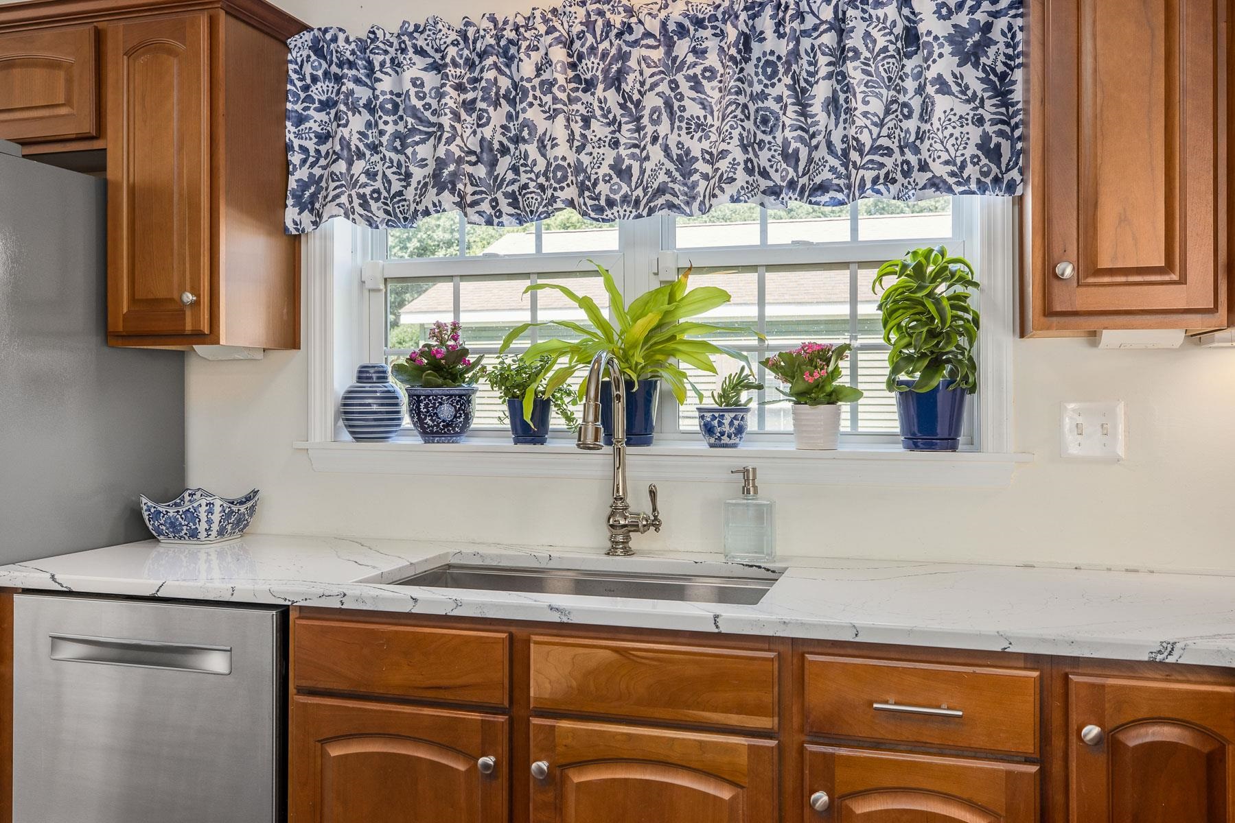 54 Greystone Way North Hampton, NH 03862 - Photo 24 of 31