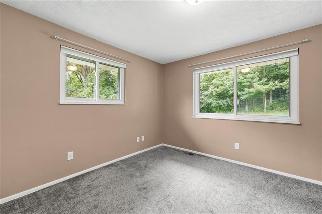 1131 Old Rte 31 Mount Pleasant, PA 15666 - Photo 19 of 45