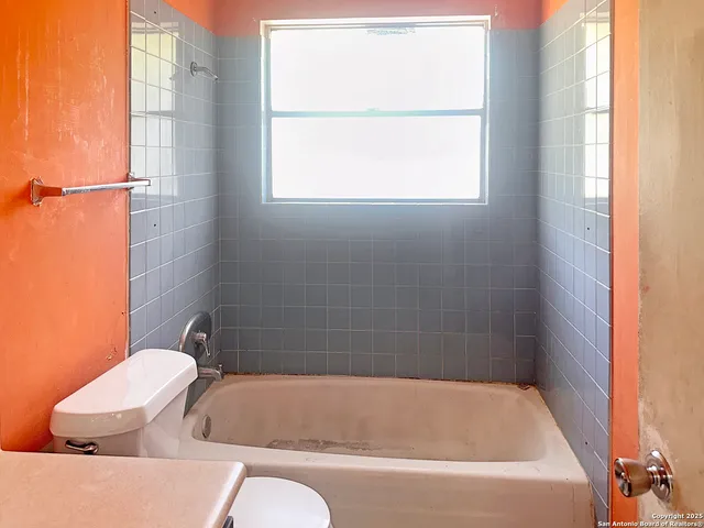 $119,900 | 5027 Vlg Crst Drive, San Antonio, TX 78218