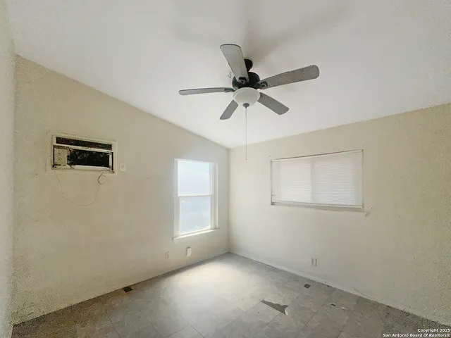 $119,900 | 5027 Vlg Crst Drive, San Antonio, TX 78218