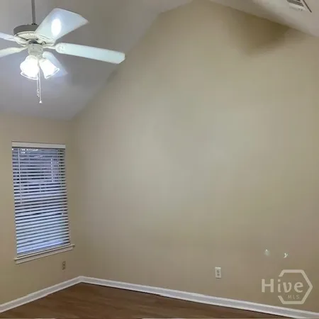 $2,000 | 262 Laurel Hill Circle, Richmond Hill, GA 31324