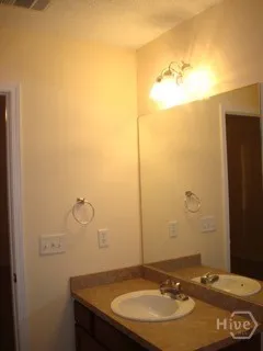 $2,000 | 262 Laurel Hill Circle, Richmond Hill, GA 31324