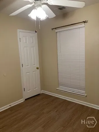 $2,000 | 262 Laurel Hill Circle, Richmond Hill, GA 31324