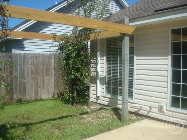 $2,000 | 262 Laurel Hill Circle, Richmond Hill, GA 31324