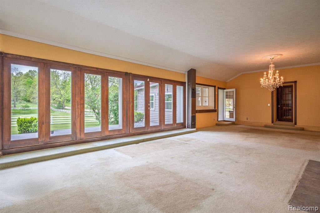 775 Sexton Road Howell, MI 48843 - Photo 13 of 96