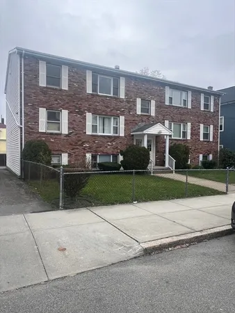 $1,500 | 33 Linden Street, Unit F, Fall River, MA 02720