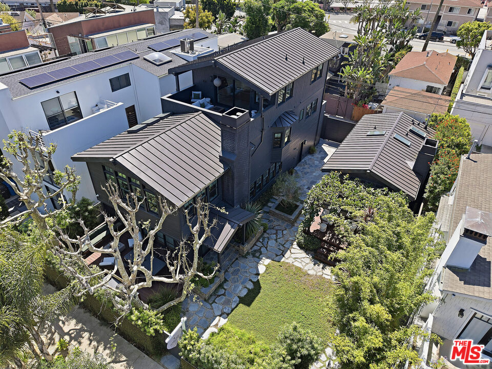 564 Rialto Avenue Venice, CA 90291 - Photo 49 of 49