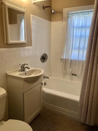 $3,800 | 17 Hatfield Road, Unit 17, Newton, MA 02465