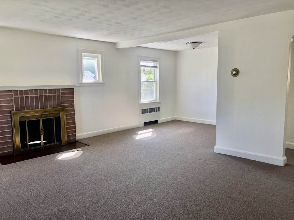 17 Hatfield Road, Unit 17 Newton, MA 02465 - Photo 2 of 15