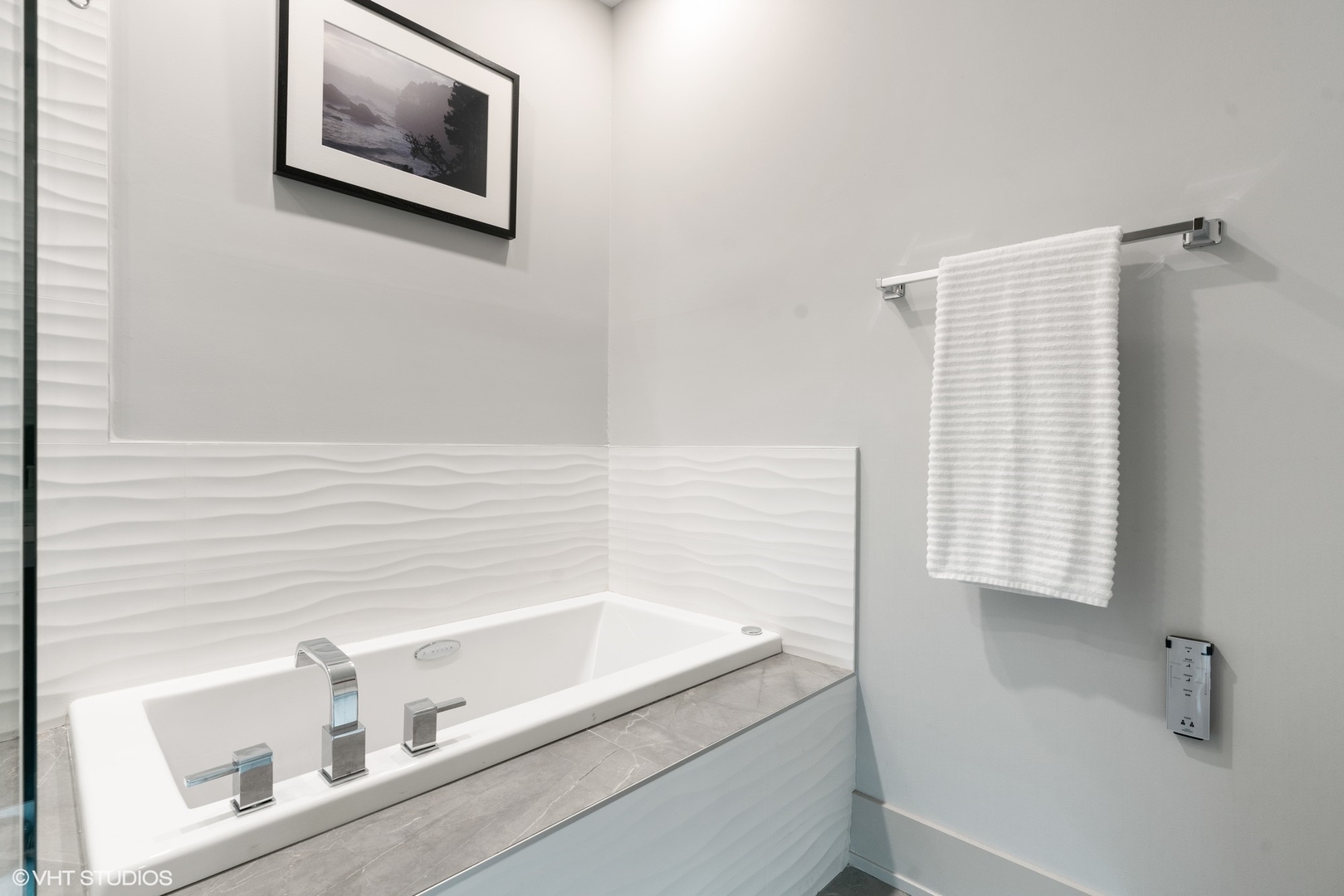 1601 West Pearson Street, Unit 4S Chicago, IL 60622 - Photo 18 of 32