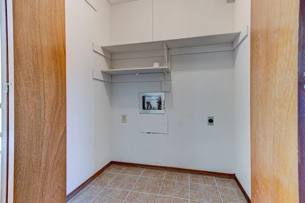 $125,000 | 100 South Gold Street, Wichita, KS 67217
